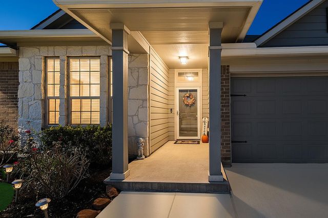 305 Brocks Court, Montgomery, TX 77356