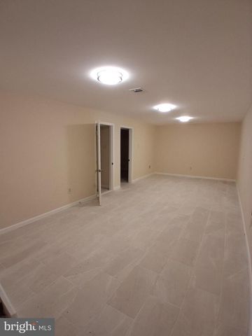 12596 COLEBROOK CT, Woodbridge, VA 22192