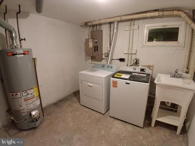 12596 COLEBROOK CT, Woodbridge, VA 22192