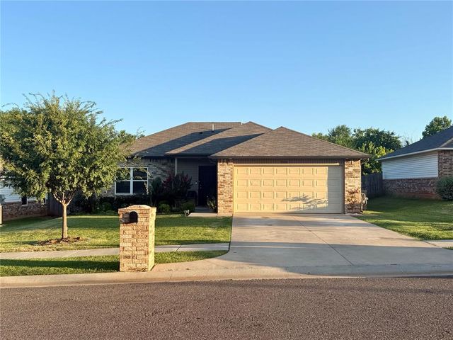 906 River Run Drive, Noble, OK 73068
