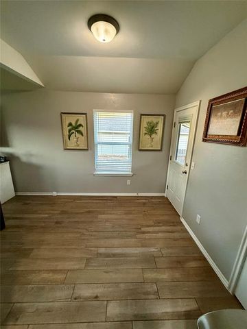 906 River Run Drive, Noble, OK 73068
