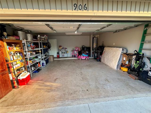 906 River Run Drive, Noble, OK 73068
