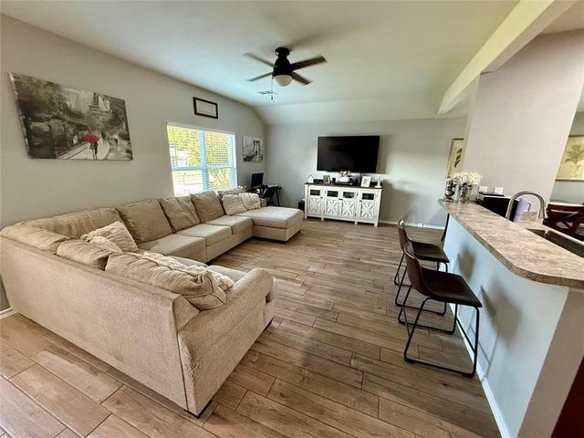 906 River Run Drive, Noble, OK 73068