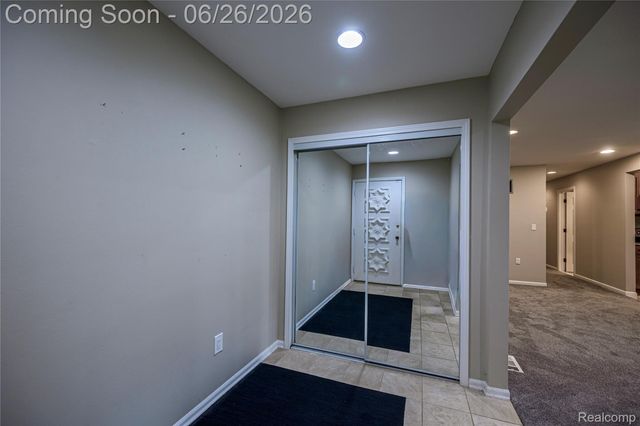 42160 Woodward Avenue 7, Bloomfield Hills, MI 48304