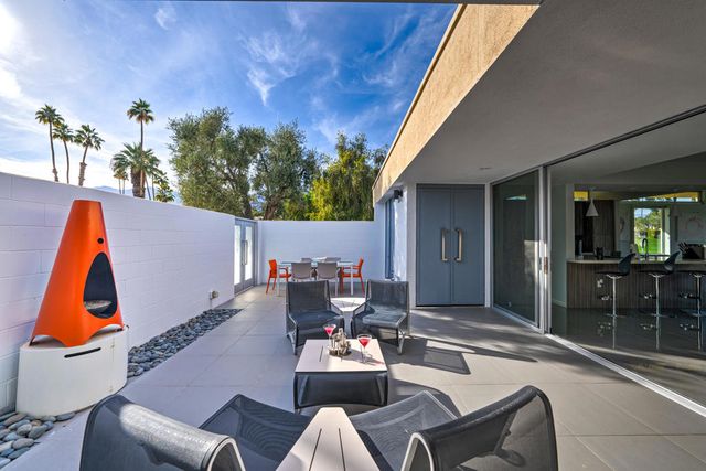 109 Westlake Circle, Palm Springs, CA 92264