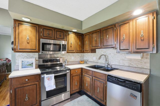 2404 Horseshoe Drive, Soddy Daisy, TN 37379