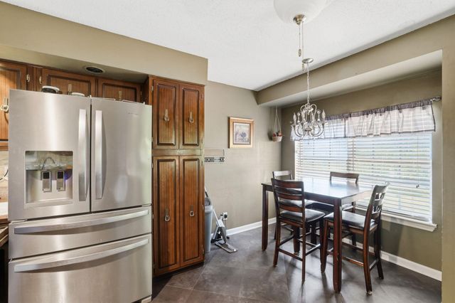 2404 Horseshoe Drive, Soddy Daisy, TN 37379