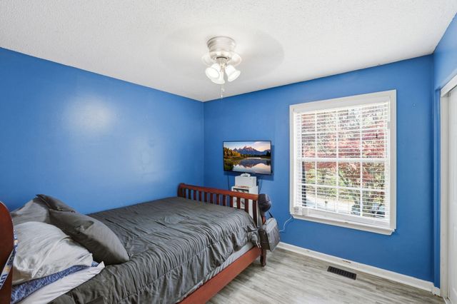 2404 Horseshoe Drive, Soddy Daisy, TN 37379