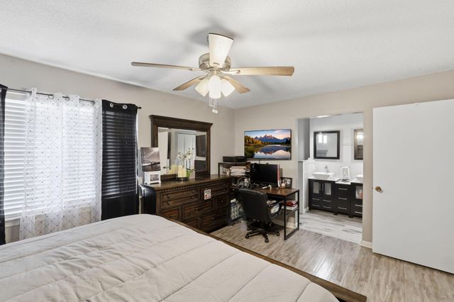 2404 Horseshoe Drive, Soddy Daisy, TN 37379