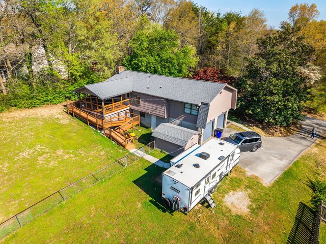 2404 Horseshoe Drive, Soddy Daisy, TN 37379