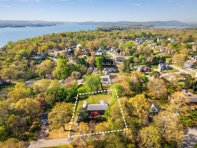 2404 Horseshoe Drive, Soddy Daisy, TN 37379