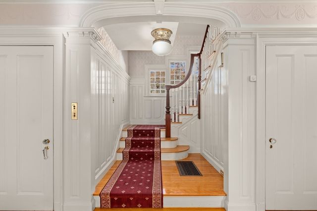 90 Prospect St, Wakefield, MA 01880