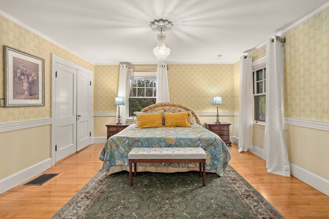 90 Prospect St, Wakefield, MA 01880