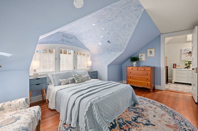 90 Prospect St, Wakefield, MA 01880