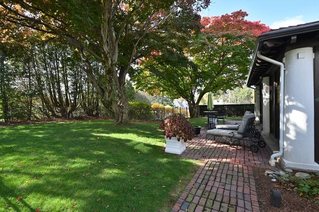 90 Prospect St, Wakefield, MA 01880