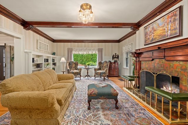 90 Prospect St, Wakefield, MA 01880