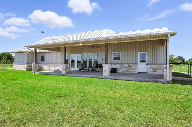 496 County Road 4730, Leonard, TX 75452