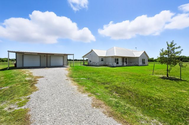 496 County Road 4730, Leonard, TX 75452