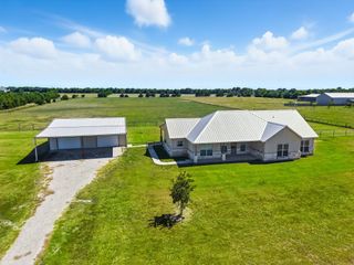 496 County Road 4730, Leonard, TX 75452