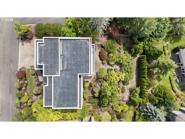 8214 Nw HAWKINS Blvd, Portland, OR 97229