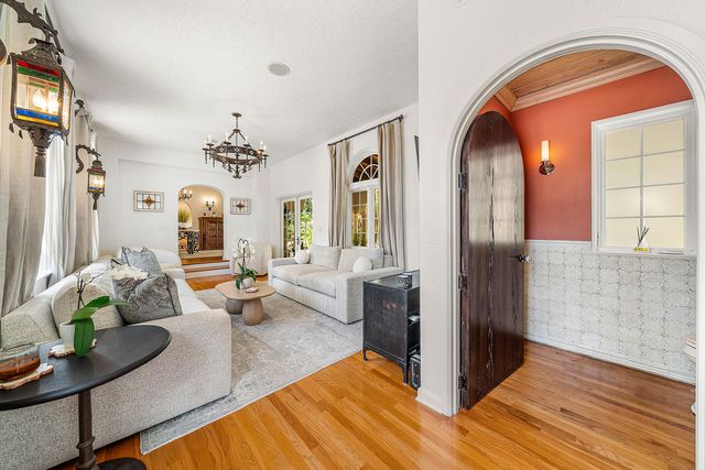 255 Cordova Road, West Palm Beach, FL 33401