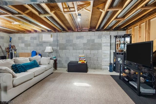 1740 Holly Rd, North Brunswick Twp., NJ 08902