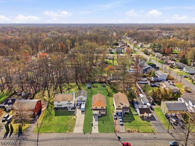 1740 Holly Rd, North Brunswick Twp., NJ 08902