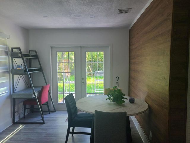 515 49th Street, West Palm Beach, FL 33407