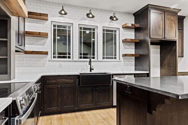 462 County Road 4165, Bonham, TX 75418