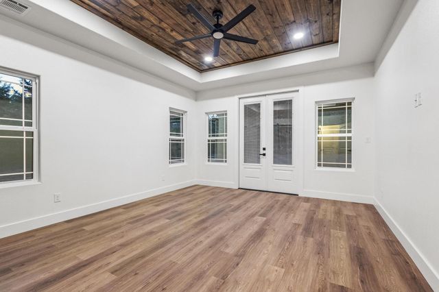 462 County Road 4165, Bonham, TX 75418