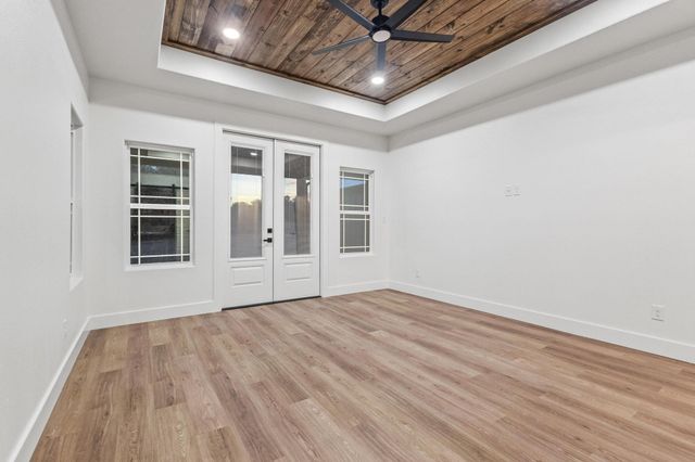 462 County Road 4165, Bonham, TX 75418