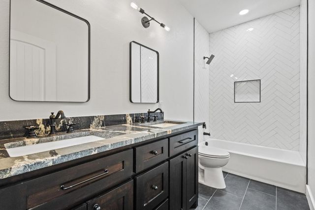 462 County Road 4165, Bonham, TX 75418