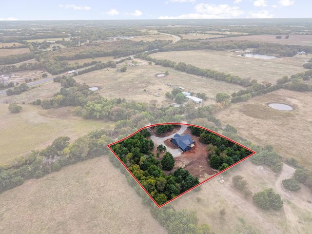 462 County Road 4165, Bonham, TX 75418