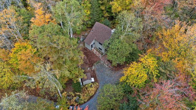 6 Anderson Pond Road, Grantham, NH 03753