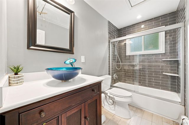 220 S Park Drive, Massapequa Park, NY 11762