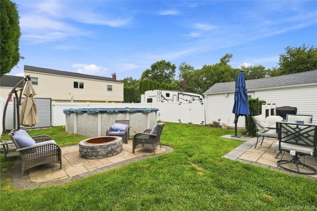 220 S Park Drive, Massapequa Park, NY 11762