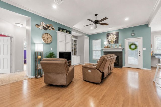 2401 Newark Circle, College Station, TX 77845