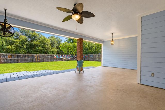 2401 Newark Circle, College Station, TX 77845