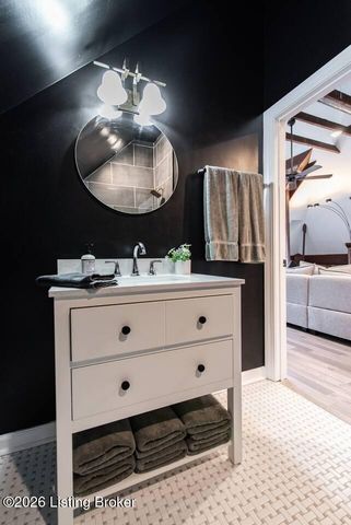 1161 E Broadway, Louisville, KY 40204