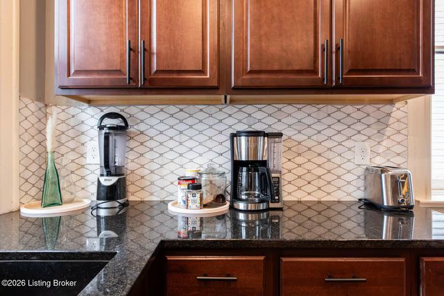 1161 E Broadway, Louisville, KY 40204