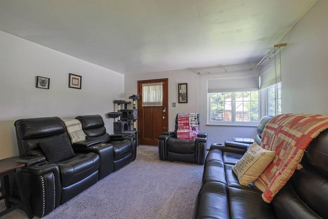 1 Howard Road, Fort Wright, KY 41011