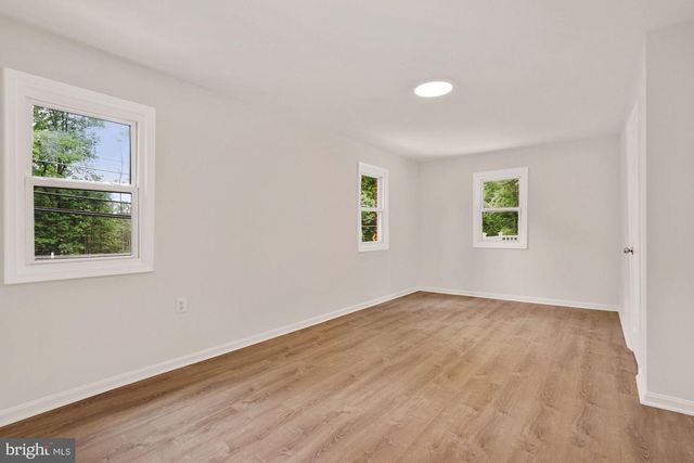 9101 OLD KEENE MILL RD, Springfield, VA 22152