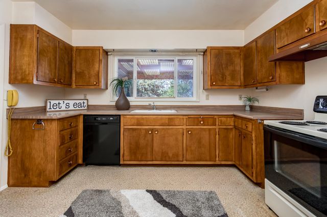 3409 Mary Ellen Street NE, Albuquerque, NM 87111