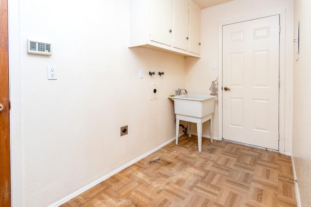 3409 Mary Ellen Street NE, Albuquerque, NM 87111