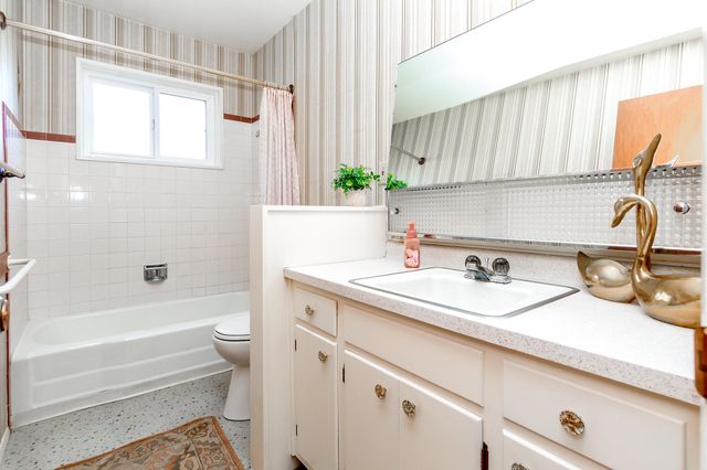 3409 Mary Ellen Street NE, Albuquerque, NM 87111