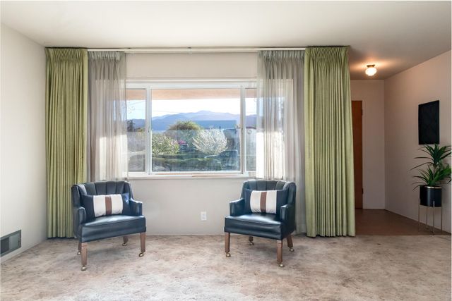 3409 Mary Ellen Street NE, Albuquerque, NM 87111