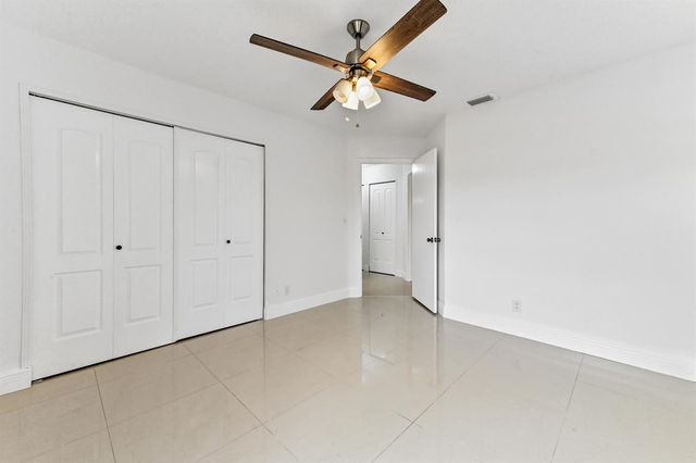 5421 Helene Circle, Boynton Beach, FL 33472