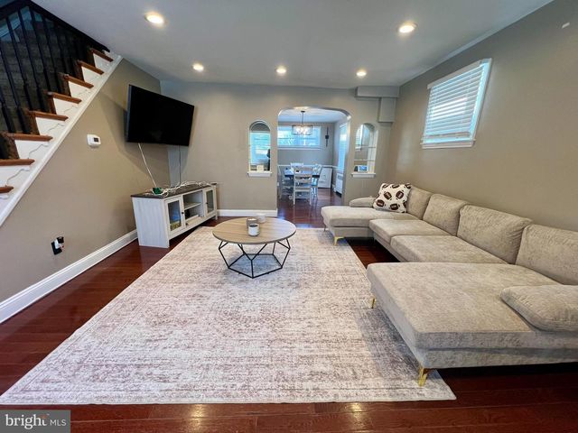 317 BARKER AVE, Lansdowne, PA 19050