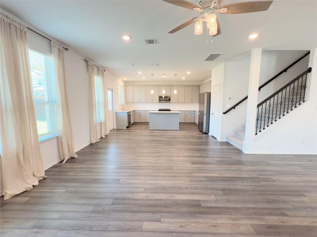 128 Fiery Skipper LN, Georgetown, TX 78626