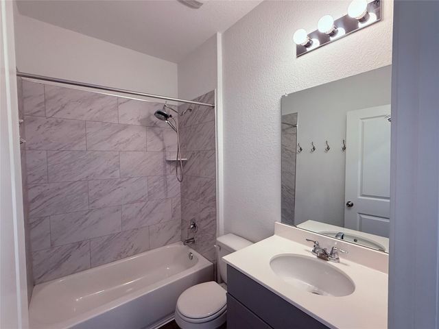 128 Fiery Skipper LN, Georgetown, TX 78626